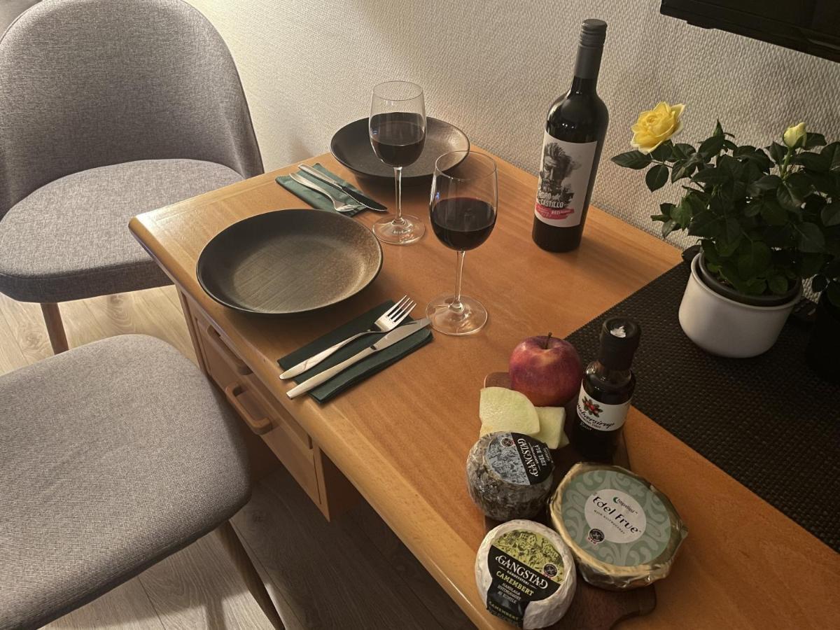 Somna Kro & Gjestegard Vik  Buitenkant foto